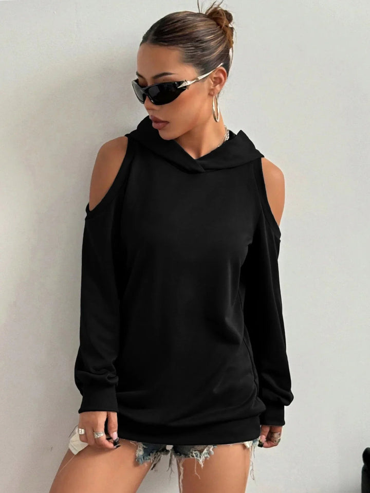 Camélia™ — Elegant Sweater with Open-Knit Shoulders