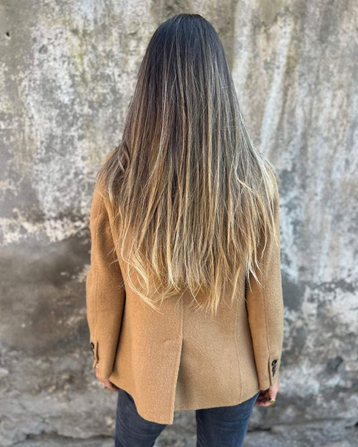 Renée™ – Warm Elegance for Every Season