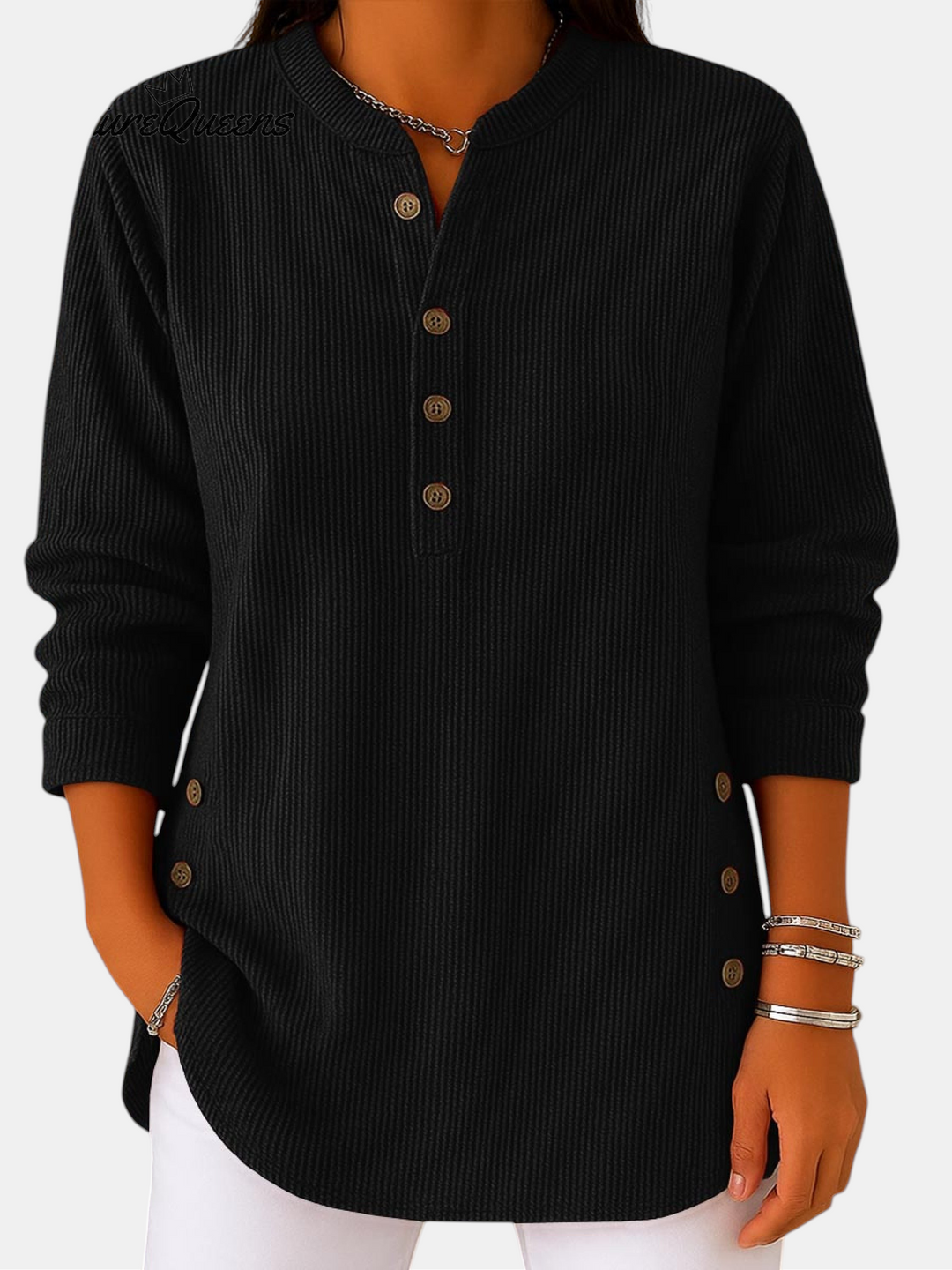 Margaret Dublin black blouse with ribbed texture, buttoned neckline and relaxed cut for an elegant look.