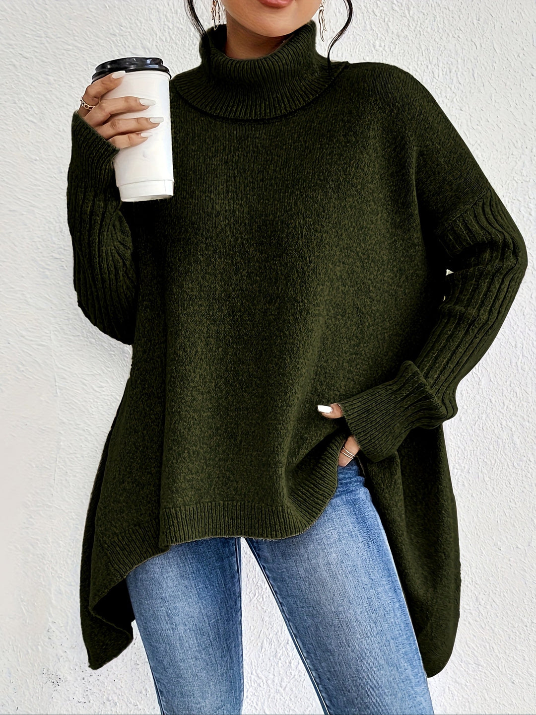 Léïna™ – The Soft & Relaxed Turtleneck Sweater