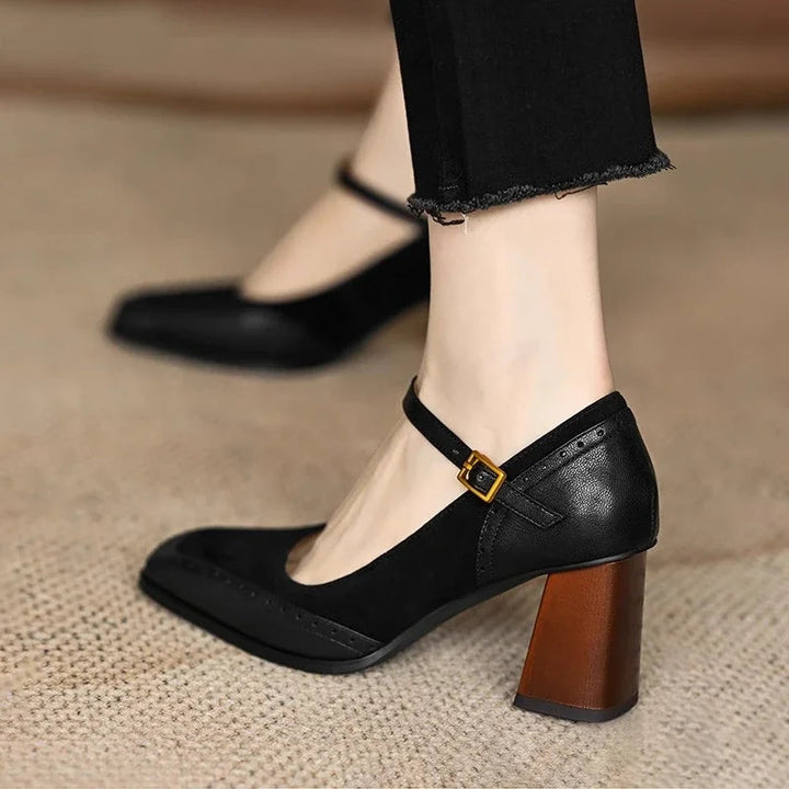 Charlotte – Classic Court Shoes
