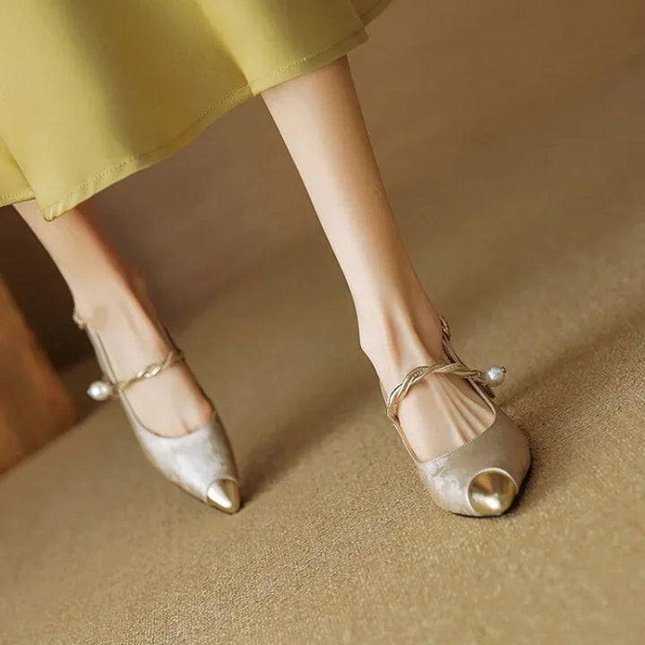 Margarete – Elegant Court Shoes
