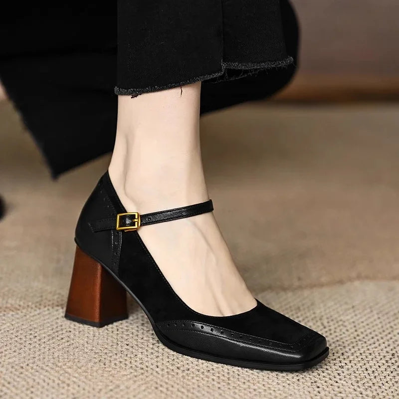 Charlotte – Classic Court Shoes