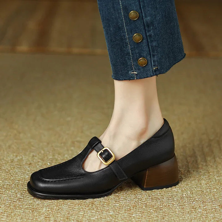 Emilia – T-Bar Shoes in Vintage Style