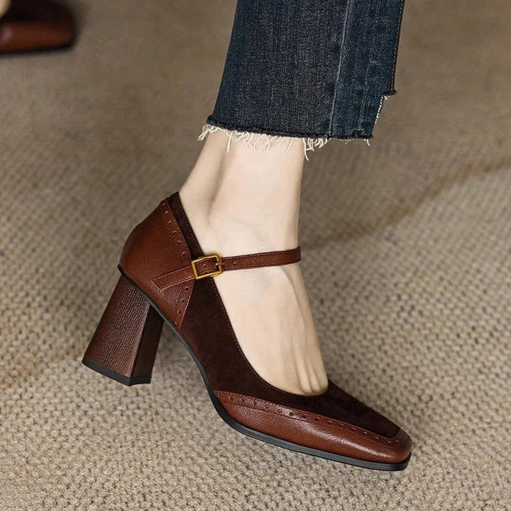Charlotte – Classic Court Shoes