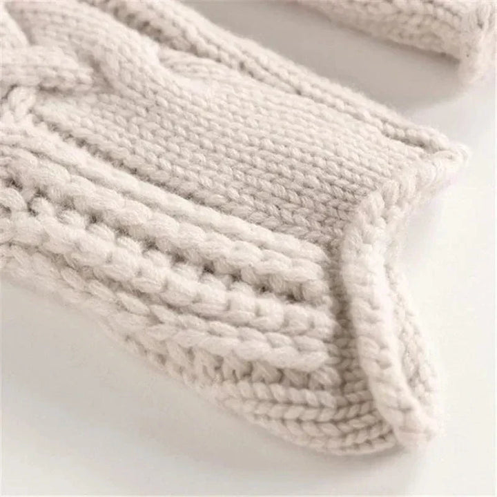 Nerea - Cosy Turtleneck Sweater