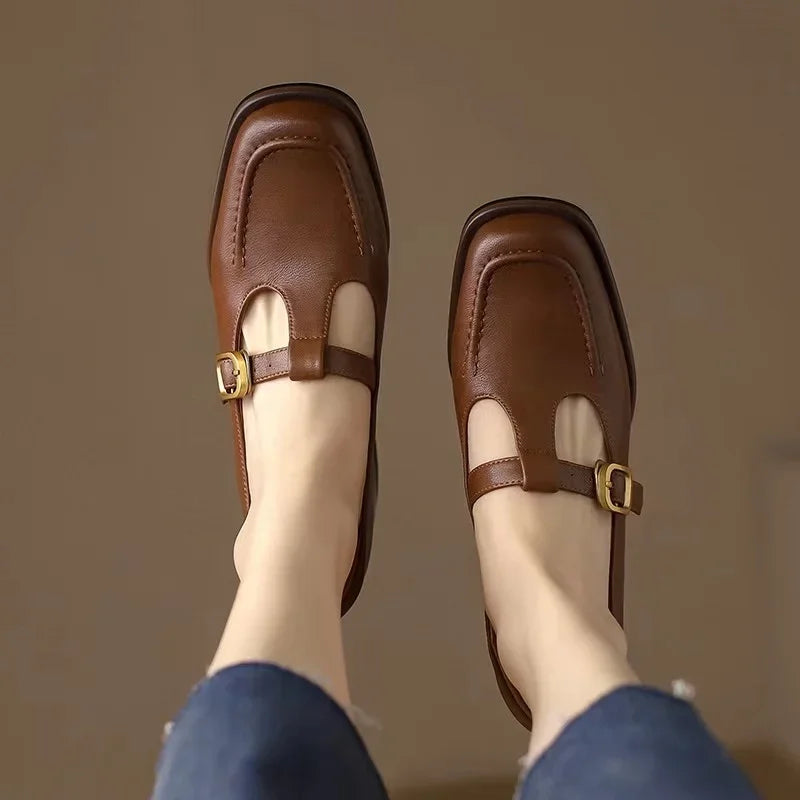 Emilia – T-Bar Shoes in Vintage Style