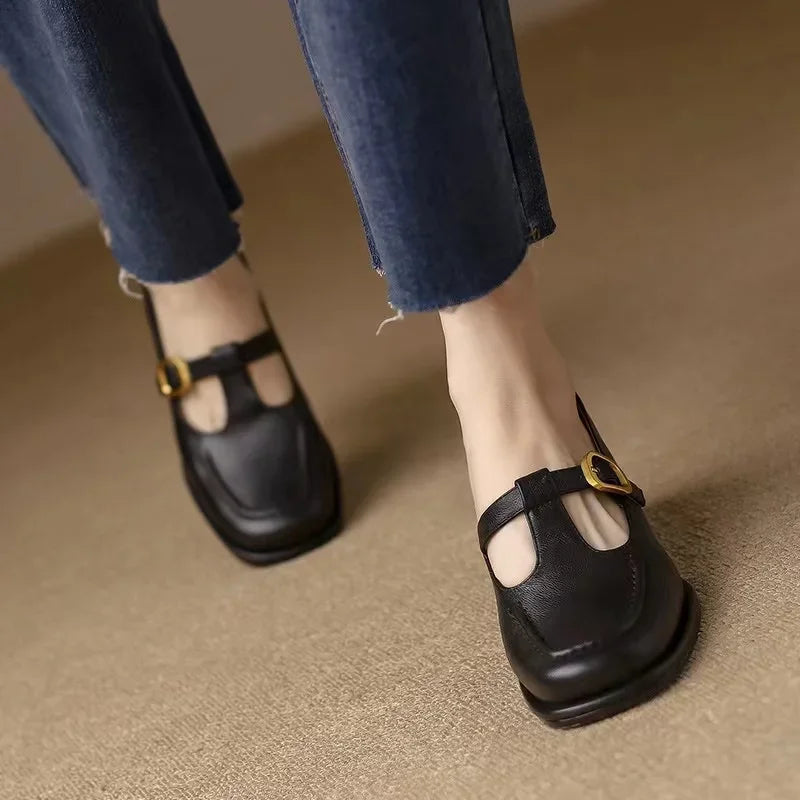 Emilia – T-Bar Shoes in Vintage Style