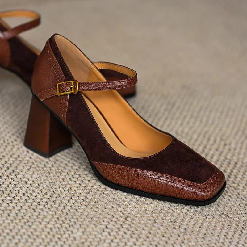 Charlotte – Classic Court Shoes