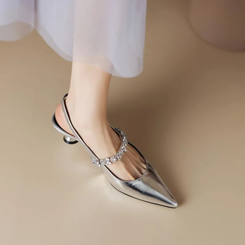 Elisa – Elegant Court Shoes