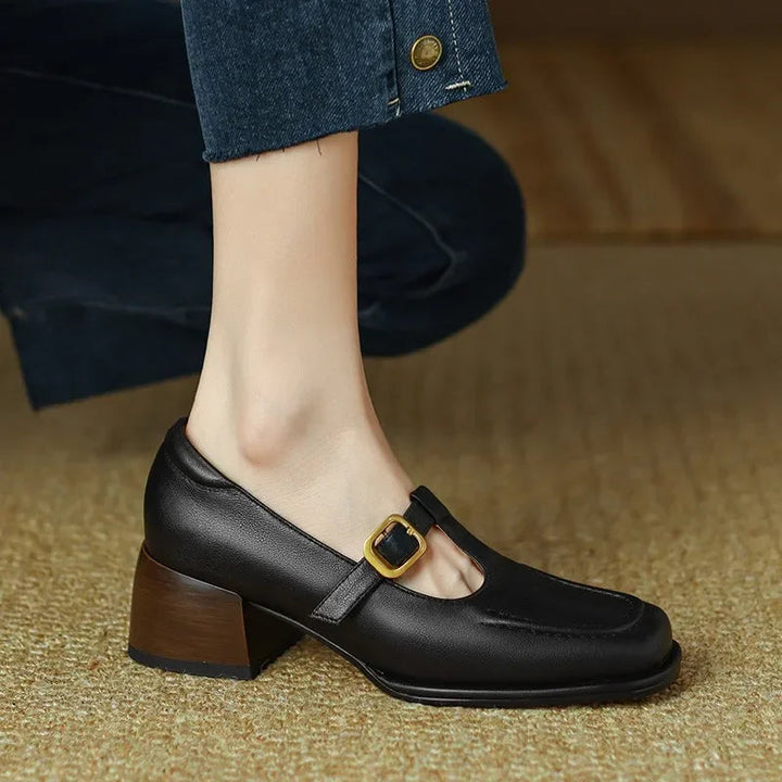 Emilia – T-Bar Shoes in Vintage Style