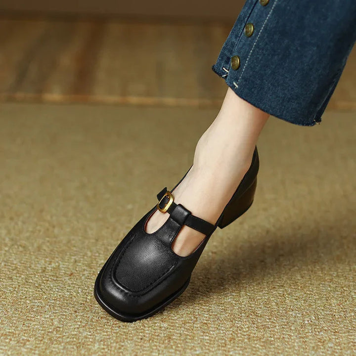 Emilia – T-Bar Shoes in Vintage Style