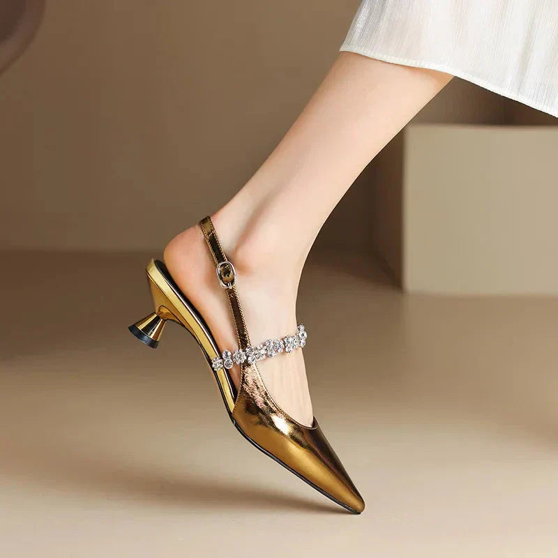 Elisa – Elegant Court Shoes
