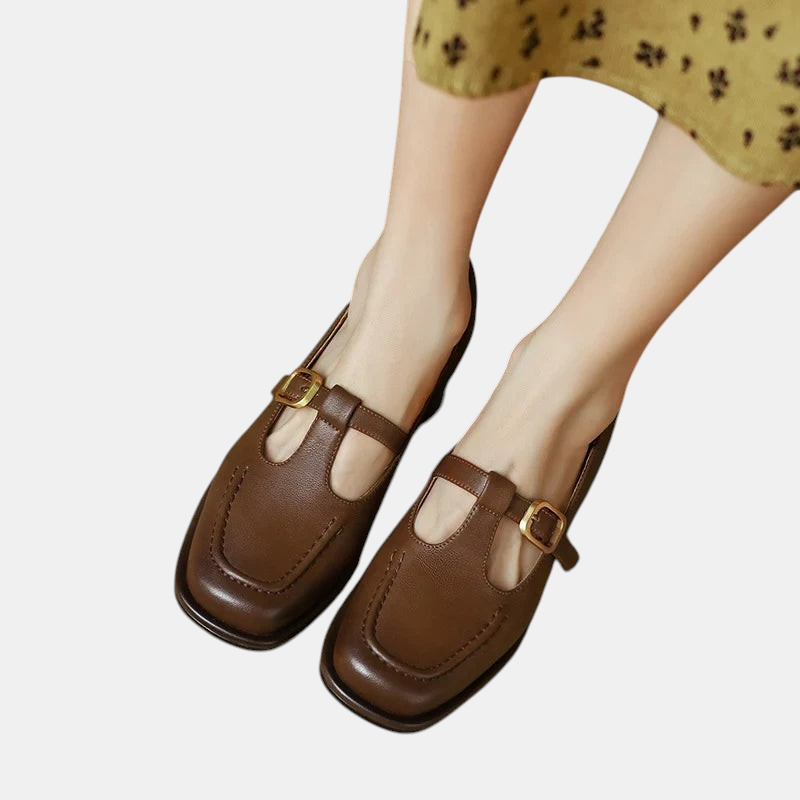 Sapatos T-Bar castanhos de estilo vintage Margaret Dublin com fivela dourada e biqueira quadrada