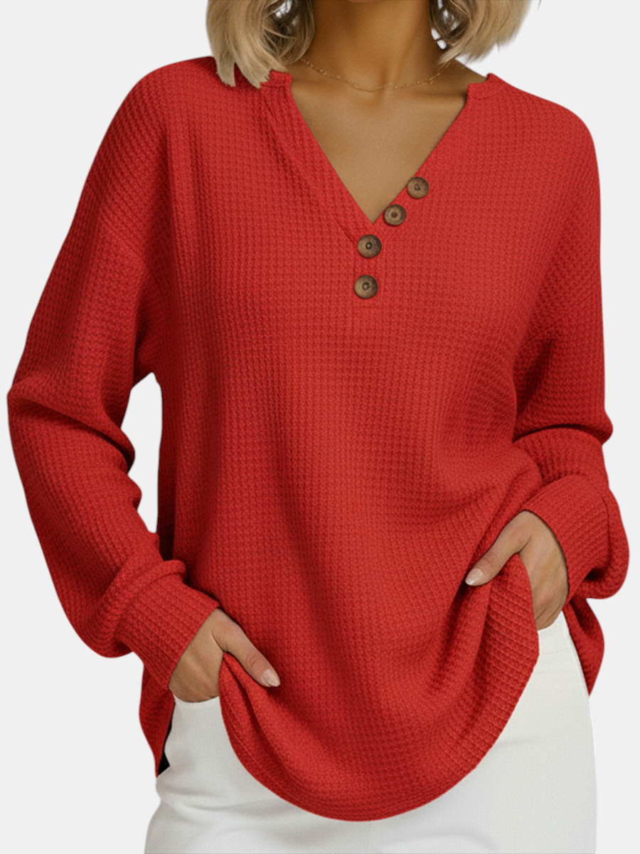 Margaret Dublin red sweatshirt with waffle texture, buttoned V-neck and comfortable feminine cut.